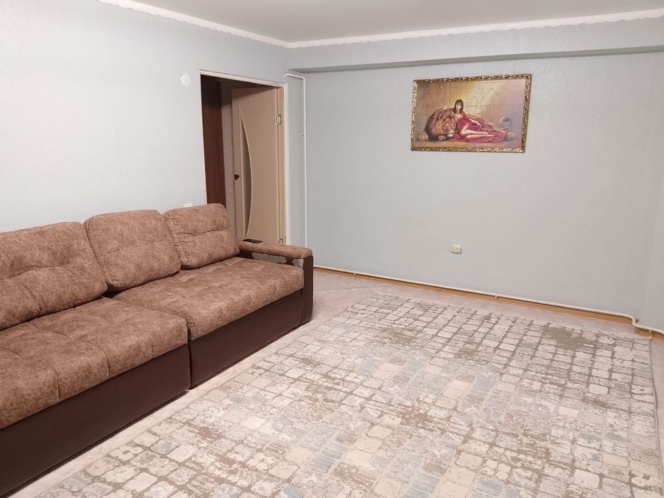 Сдам 2х ком квартиру