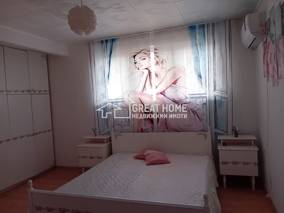 Дава се под наем Тристаен апартамент в Търговище, Център - 76 кв.м за 255 € - Снимка #1