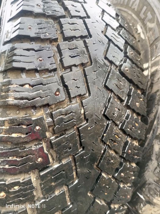 Продам шины.Очень хорошем состояний