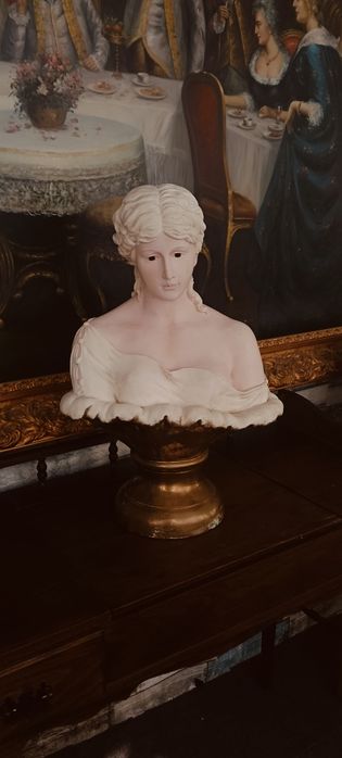 Avem multe lucruri frumoase aici