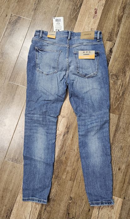 Blugi Pull&Bear 40