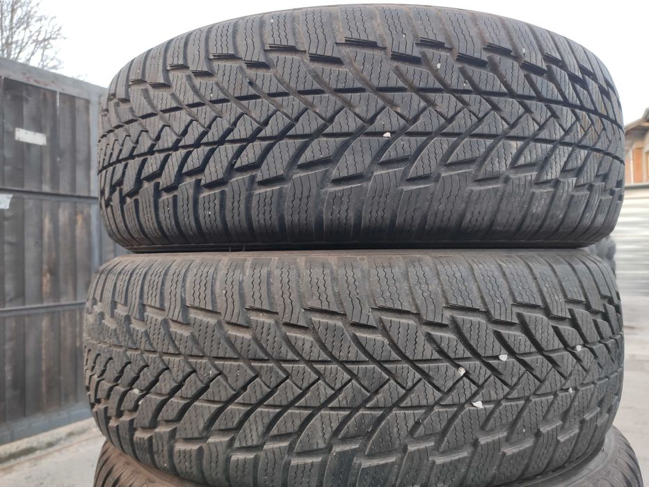 2бр Зимни гуми 205 60 16 - Petlas - DOT 2023
