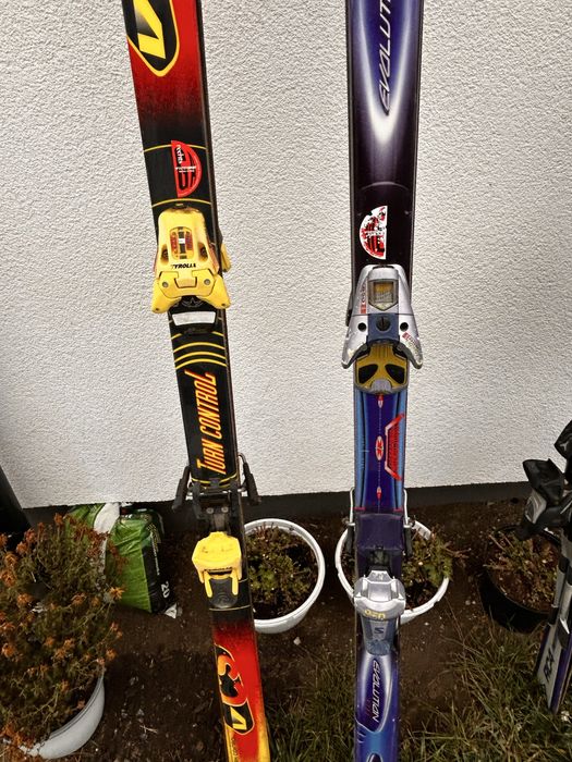 Skiuri  Salomon de vanzare