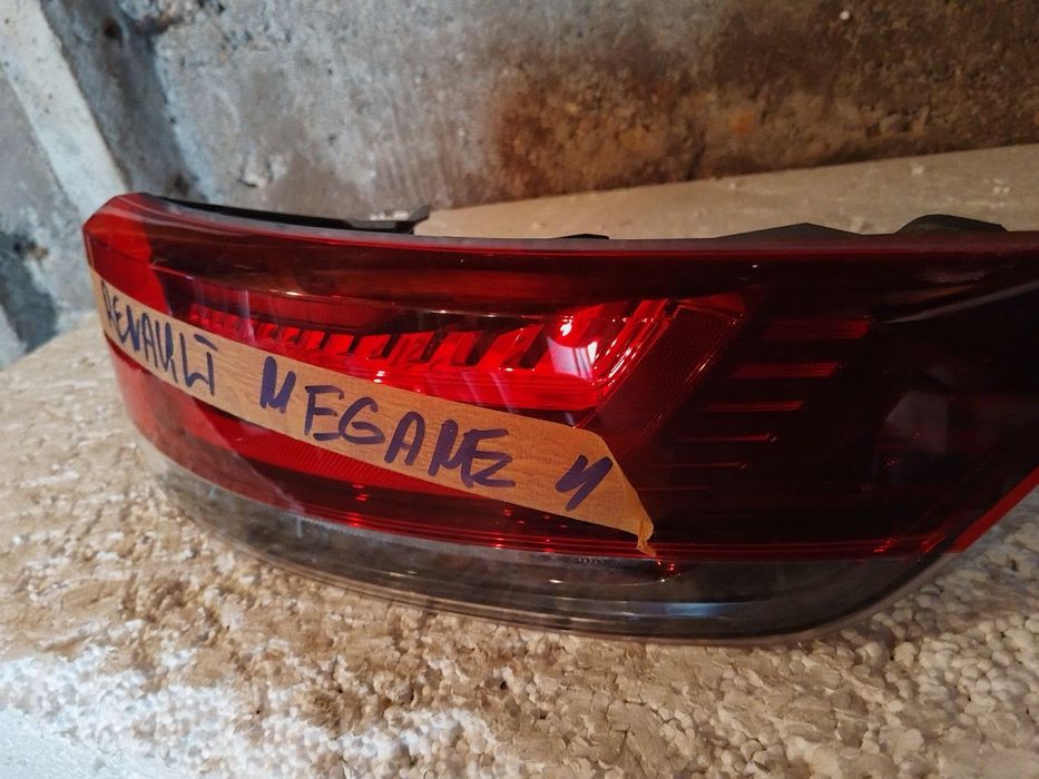 Оригинален стоп за Renault megane 4