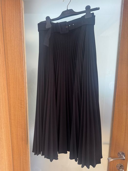 Плисирана пола ZARA