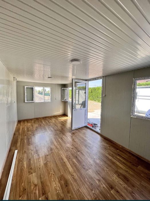 Containere, strcuturi metalice, casute