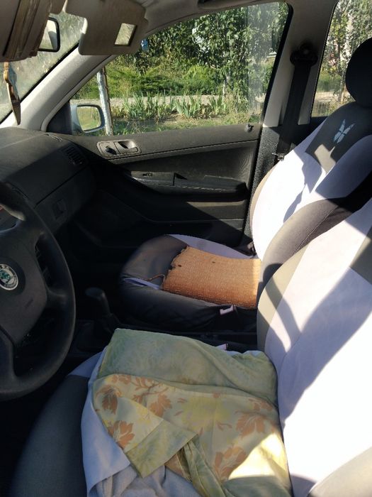 Vând mașină scoda fabia