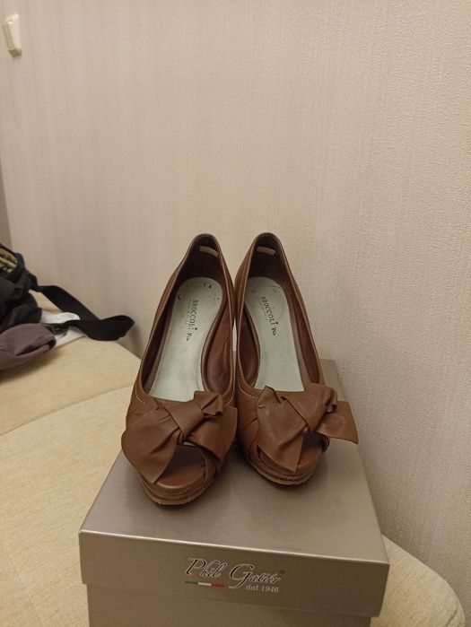 Продам туфли Италия