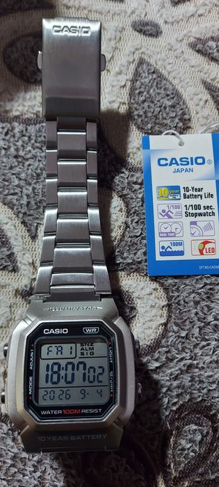 Часовник Casio W 800 H специано издание