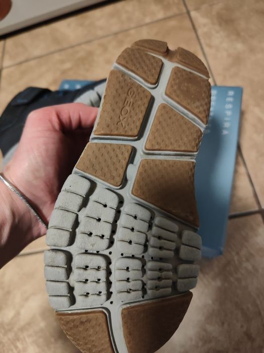 ghete neimblanite Geox usoare/ waterproof marime 28