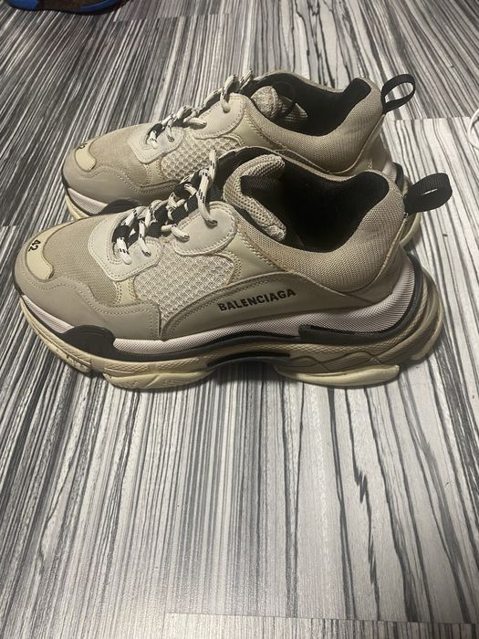 Balenciaga TripleS Beige
