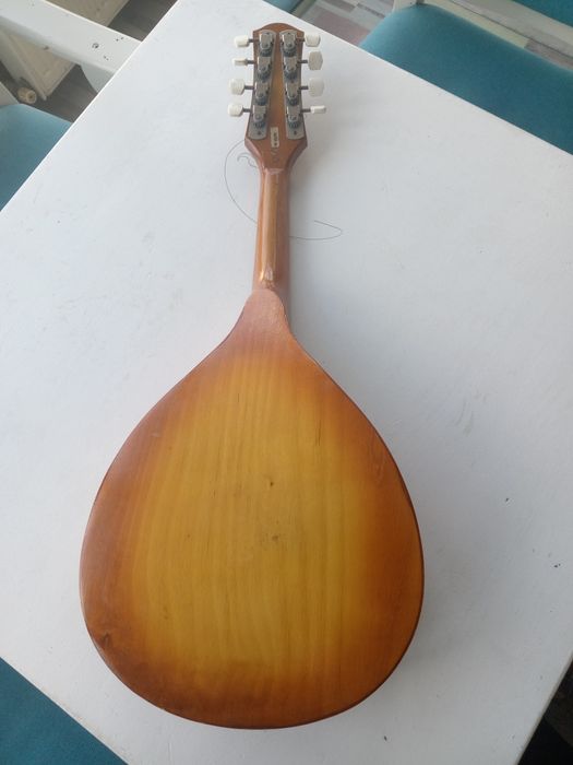 Mandolină de vânzare