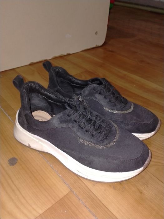 Аяқ киім, ботинка сатылады