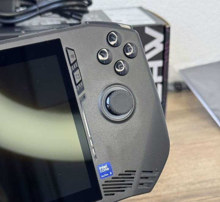 MSI CLAW ULTRA 5  kaspi 12/24/red