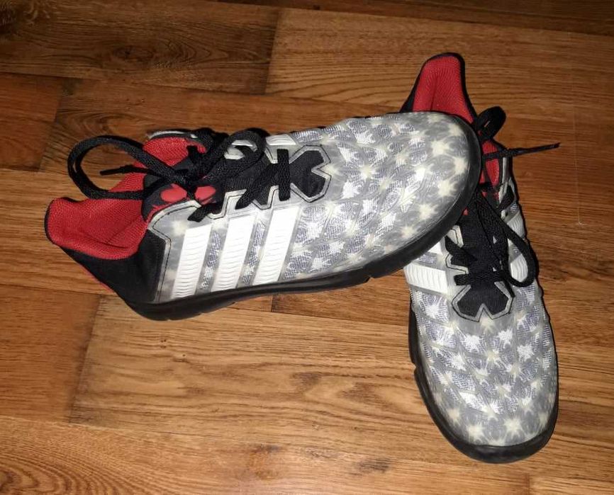 Като нови детски Adidas Spider-Man