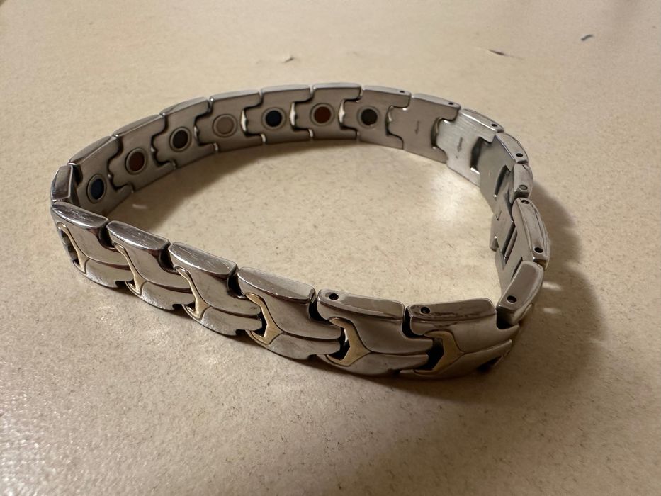 Лечебна магнитна гривна Vision