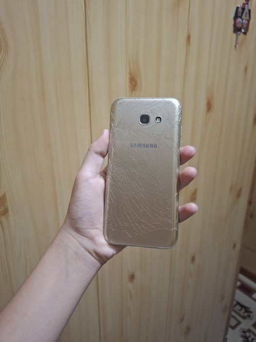 Samsung A5 2017 gold ideal holatda