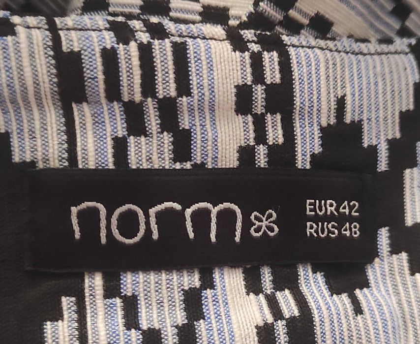 Дамска пола с висока талия