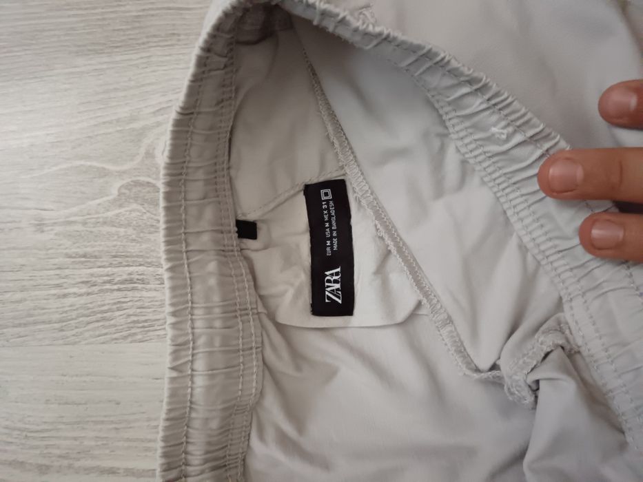 Pantalani cargo Zara