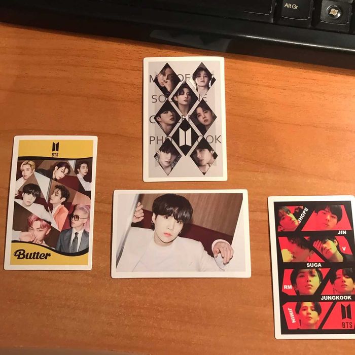 Сотни фотографий с BTS