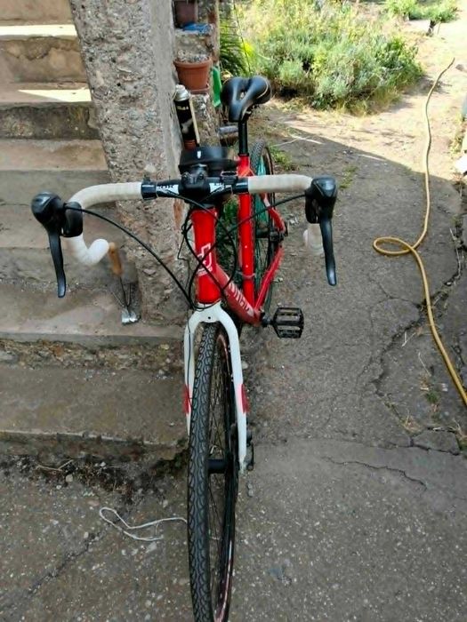 Колело/Велосипед hybrid