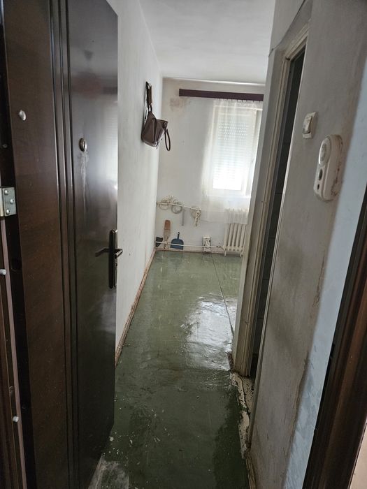 Garsoniere de vânzare Oradea, strada Sovata,Rogerius.