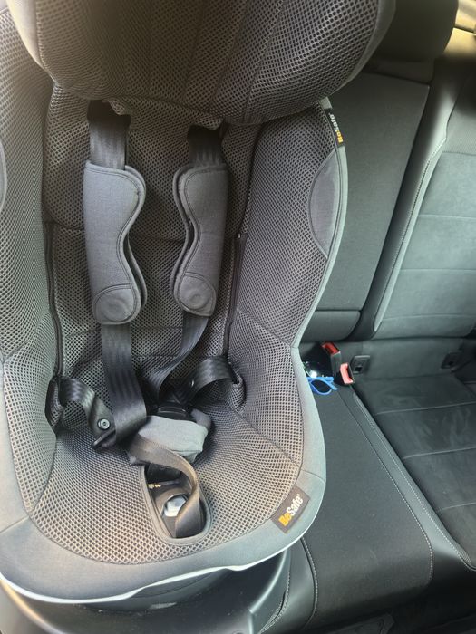 Scaun auto copii 61-105cm  BeSafe iZi Turn i-Size