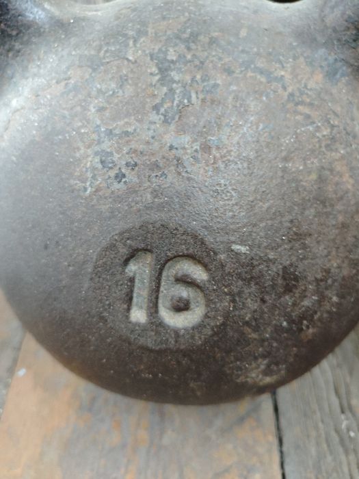 Здраствуйте продаю гири