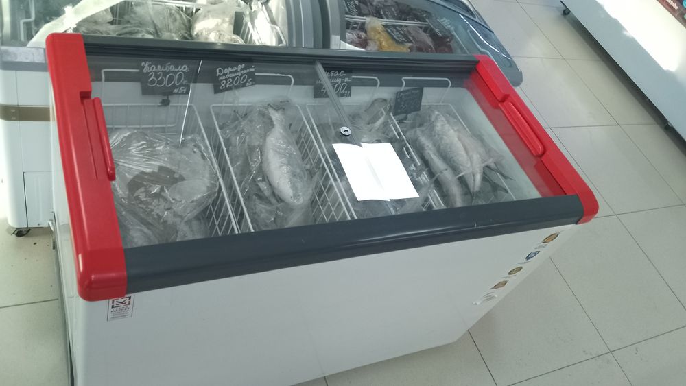 Продам морозильные витрины