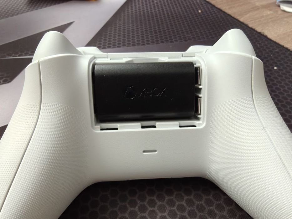 Xbox series s 512 гб ( много игр)