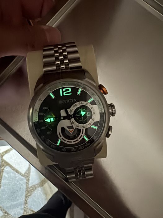 Invicta Aviator.
