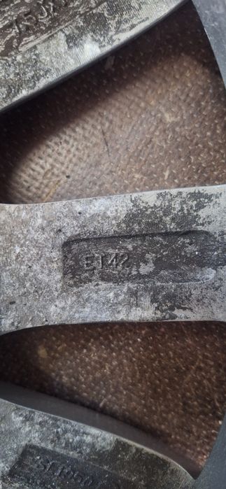 Оригинални джанти с гумите за W211