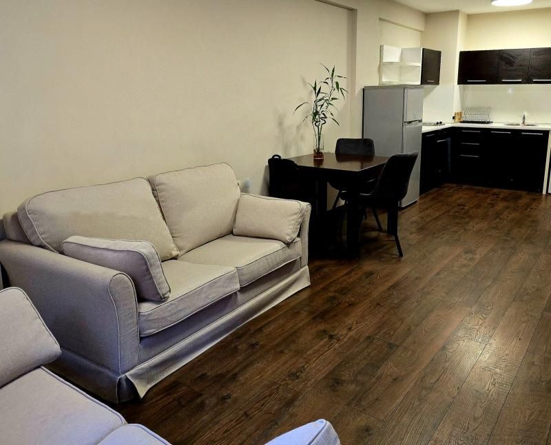 Дава се под наем Двустаен апартамент в София, Гео Милев - 65 кв.м за 650 € - Снимка #1