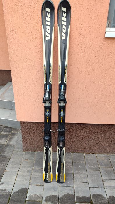 Schiuri Völkl Slalom Carver de 168 cm