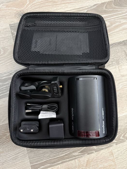Godox AD100 ca nou