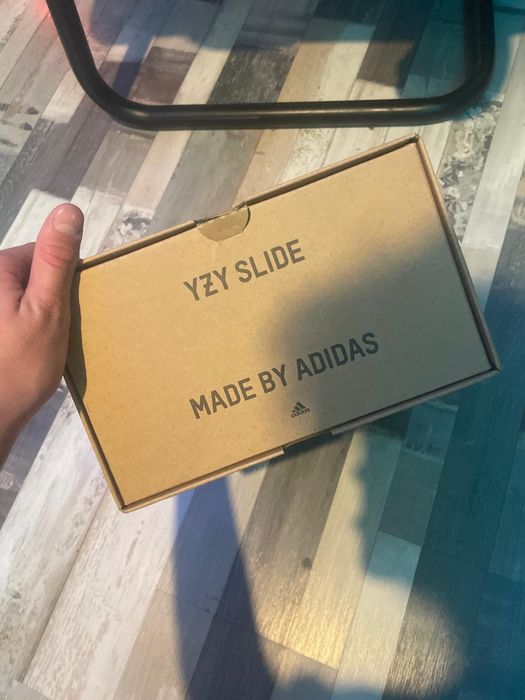 Yezzy slides marimea 40,5