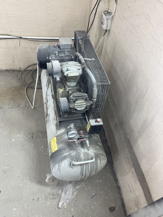 Компрессор.