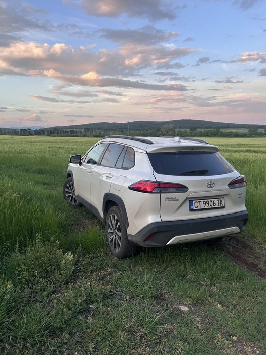 Toyota Corolla Cross XLE AWD 2023г.