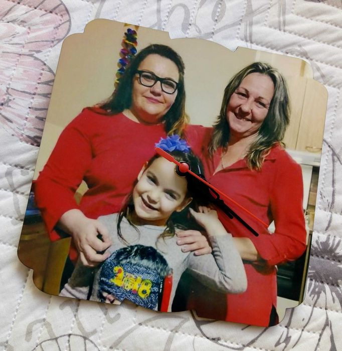 Стенен часовник със снимка и надпис - подарък за Свети Валентин