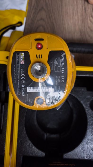 Sistem Spherefix SP30 5 wati radio Laser+2xCamere South Emlid ComNav