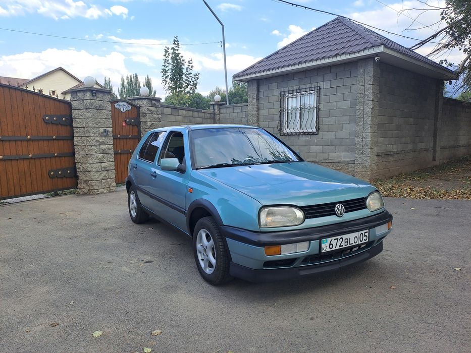 Продам голф3 1.8