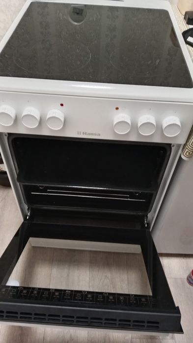 Электическая плита