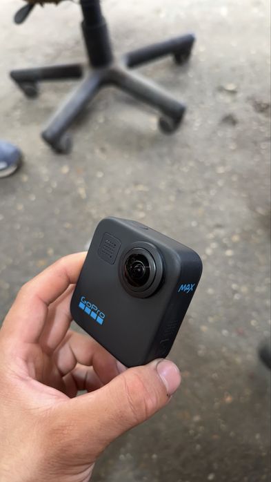 Go pro max 360.