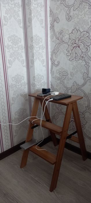 Продам стул, стремянка новые
