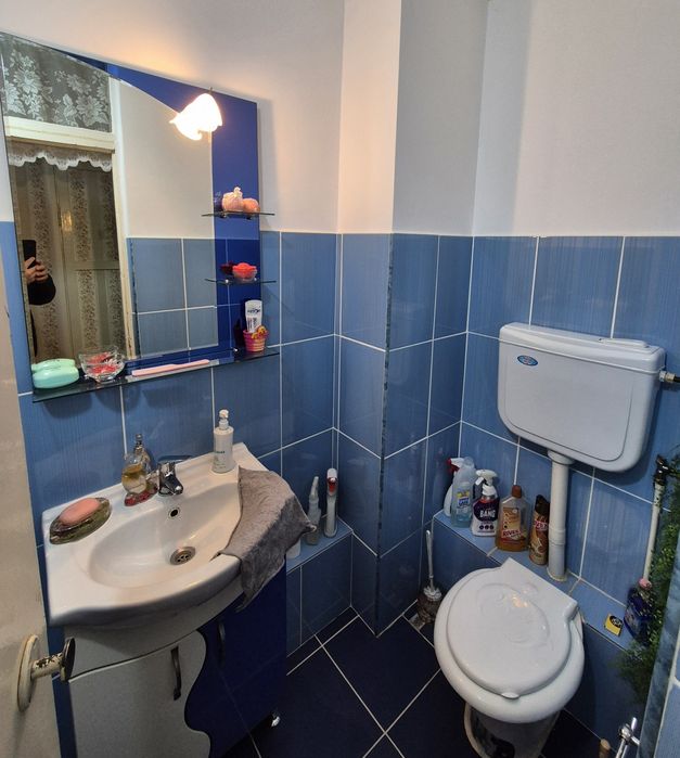 APARTAMENT  3 camere, Et. 2