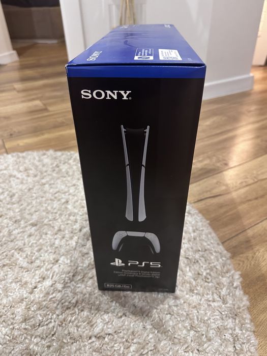 Продам новую PlayStation 5 Slim Digital Edition (825 GB)
