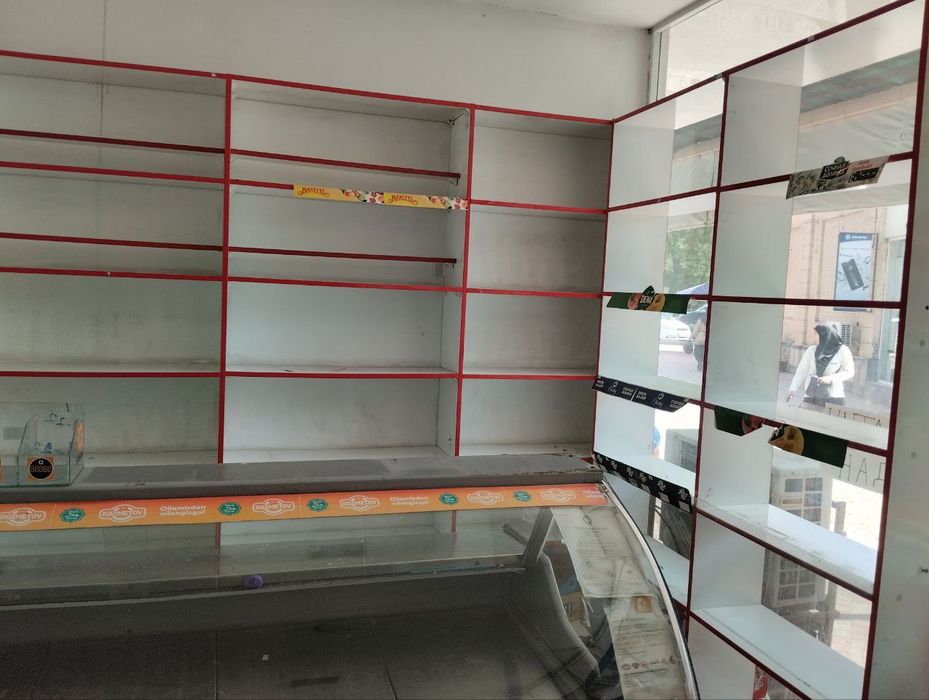 Витрина холодильник сотилади!!!