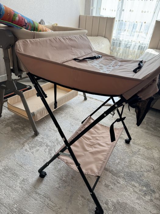 Пеленальный столик