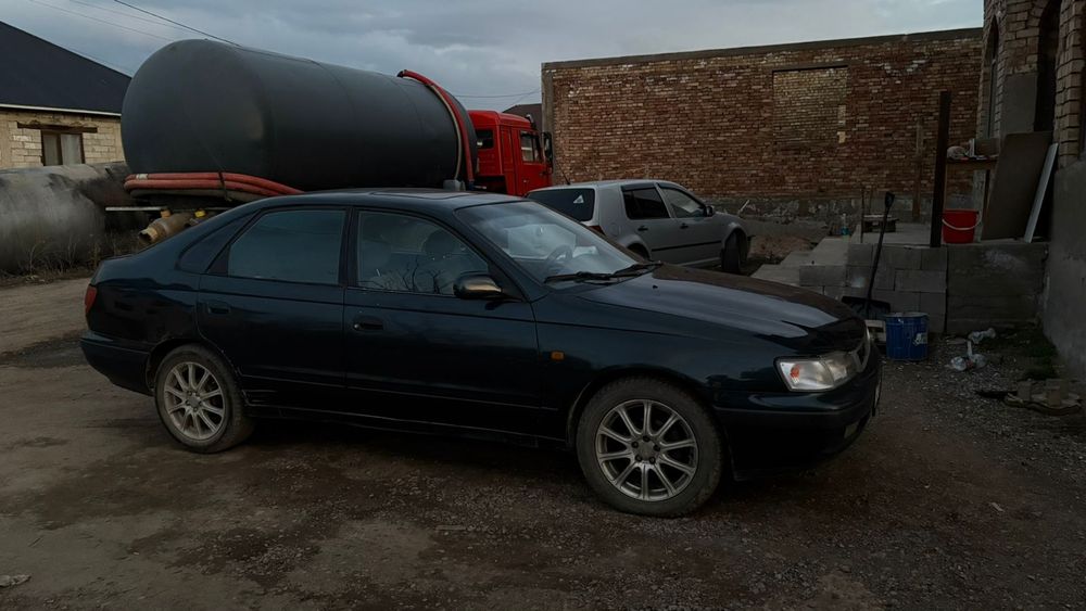 Продам авто карина е