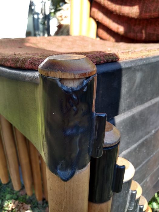 Губери 2 броя  Столове 6 броя